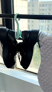 COSY Gantungan 4 Kait Serbaguna 360 Derajat / Hanger Lemari Pakaian Sepatu Tas Hook 4 Kait Gantungan Multifungsi