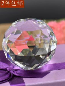 ลูกปัดคริสตัลทรงกลมประดับตกแต่งบ้านสไตล์เรียบง่ายหรูหราสำหรับรูปถ่ายและการจับแสงแดด เครื่องประดับตกแต่งบ้านสำหรับรูปปั้นสตางค์