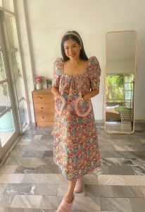 P007-065 PIMNADACLOSET - Short Puff Sleeve Square Neck Front Pockets  Woven Bear Loose Midi Dress