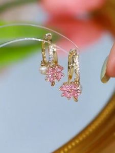 18k saudi gold earrings pawnable legit Pink zircon four leaf flower pearl earrings as a gift for women for kids