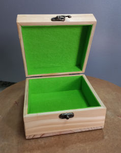 Hộp gỗ vuông đựng đồ linh tinh