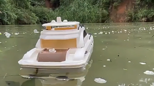 RC Speed Boat Storm Racing - Kapal Balap Remote Control Warna Biru Metalik untuk Anak Usia 3+ Tahun