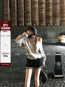 Skk Store Casual Suit Shorts Design Sense Anime Leggings Slimming Summer Shorts Comfortable Straight Leg Pants Womens Fashion