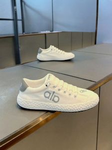 Nanjiren | Breathable Lightweight Ice Silk Mens Slip-on Shoes