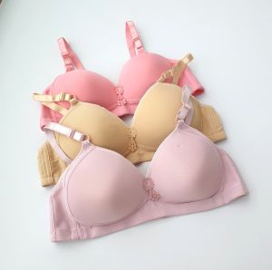 3 Pcs Bh Jupe Jumbo/Beha Cup Besar Tanpa Kawat F128