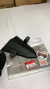 Cara Memilih dan Menggunakan Caver Dudukan Plat Nomer Depan Cover Front Top Honda BeAT Deluxe Street K1A Ori Ahm 64302K1AN00ZA