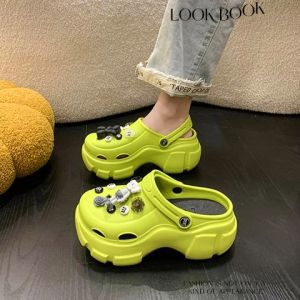 LKShoes รองเท้าแตะแฟชั่น 3D โทนสีดำขาวน่ารัก สีพื้นตัด หัวโตพื้นหนาน้ำหนัก ซื้อที่สุดๆ