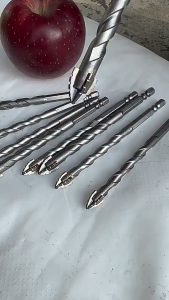 TikTop High-Strength 4-Flute Serrated Eccentric Drill Bit Kit Four-Flute Sawtooth Eccentric Drill Bit Masonry Concrete Drill Bitkekuatan tinggi 4-Flute basuh pinggan mangkuk sipi gerudi Bit Kit高强度4槽锯齿偏心钻头四槽锯齿偏心钻头，砖石混凝土钻头