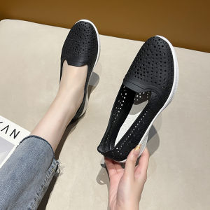 Womens Sandals Covering Toe Soft Bottom Flat Bottom Plastic Slippers Slip-On Summer Shoes round Toe Korean Style Casual Footwear