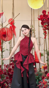 CRL_ Set đầm yếm cách tân mặc Tết set váy yếm múa biểu diễn áo cổ Yếm Tết Ren hoa tua rua bèo mix váy dài Tafta xếp ly xoè