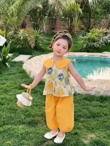 ชุดเสื้อผ้าสำหรับเด็กหญิงแบบคอปลาวาฬสองชิ้น ชุดฤดูร้อนสำหรับเด็กผู้หญิงแบบบาง