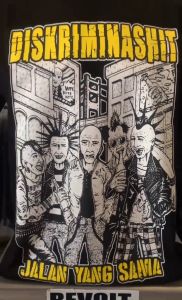 Kaos DISKRIMINASHIT: Desain Unik & Kaos Band Punk