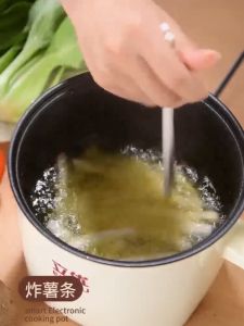 【SG Stock】1.8L multifunctional ceramic non-stick cooker LCD screen steamer intelligent reservation electric rice cooker small  Safety Mark