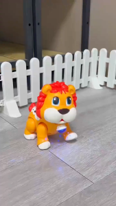 JoyToy Anak Teka-teki Mainan Listrik Merangkak Hippocampus Ayun Singa Kecil Dengan Musik Dan Lampu