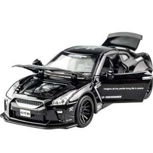 JIANYUAN | Mô Hình Xe Thể Thao Nissan GT Thực Tế 1:32