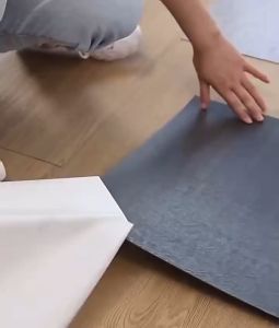 กระเบื้องยางปูพื้น 80×80 ลายหินอ่อน ติดตั้งง่าย กาว สำหรับกระเบื้องยาง ลายหินอ่อน กระเบื้องยาง ปูพื้น