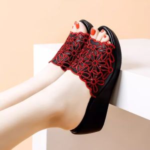 Wedge Soft Bottom Sandals and Slippers for Women Fashion Outwear 2023 Summer New Arrival Platform Shoes Thick Sole Platform Soft Surface High Heel Slippers