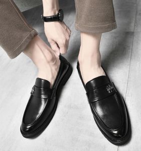 Casual Leather Shoes Mens Spring New Style British Business Formal Trendy Slip-On Bean Shoes Mens Loafers Breathable Low Heel