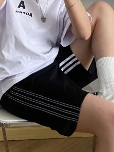 กางเกงขาสั้นทรงหลวมสไตล์อเมริกันสตรีทไซส์ใหญ่ 300 ปอนด์ กางเกงขายาวทรงหลวม 5 จุด ทรงลำลอง ทรงฤดูร้อน เทรนด์ใหม่