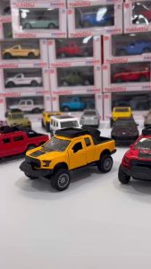 [พร้อมส่ง]ของเล่นรถโลหะผสม โมเดลรถหรูSUV รถกระบะ โมเดลรถโลหะผสม สเกล 1:36 ยานพาหนะ มีเสียง มีไฟ ของเล่นสําหรับเด็ก ดีไซน์สวยงาม รถโมเดลโลหะผสม