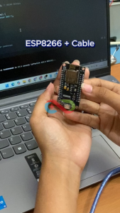 NODEMCU LUA WIFI V3 4MB 32MBITS CH340 FLASH ESP8266 ESP12 + KABEL MICRO USB