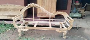 Sova Louis ukir kayu jati