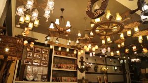 [ Tặng kèm bóng led tiết kiệm điện ] Đèn tường dầu trang trí - đèn phòng thờ - cầu thang bóng led đui xoáy tiện lợi