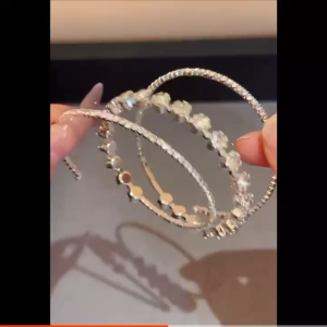 Gelang Terbuka Titanium Anti Karat Lapis Emas Adjustable Fashion Acessories Wanita