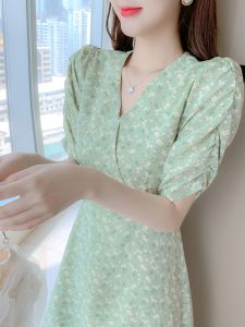 Floral V-Neck Waist-Cinching Dress Womens Summer New Gentle Style Long French Personality Skirt High Waist A-Line Dress