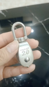 Ròng rọc mini inox 304 số 20 – phụ kiện treo kéo hàng tiện lợi (45kg)