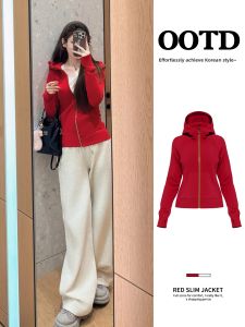 SUHUIQIAN | Fitted Waistline Thermal Hooded Red Top for Winter and Yoga