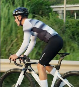 ROCKBROS Men Cycling Jersey Breathable Smooth YKK Zipper Long Sleeve Bicycle T-shirts Sweat Absorptation High Elastic MTB Road Bike Clothing