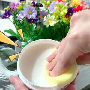 ครีมขัดรองเท้าและเครื่องหนัง Renewll ไม่ต้องใช้น้ำ