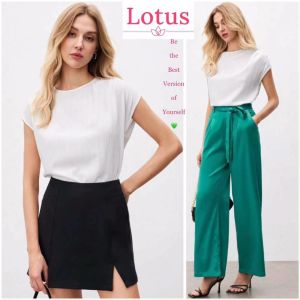 Lotus] Áo Kiểu Nữ Phong Cách Tối Giản Minimalism Màu Trắng Thanh Lịch/ Áo Cổ Tròn Tay Ngắn Form Rộng Dáng Suông Đẹp Mặc Đi Làm và Đi Chơi Đều Xinh