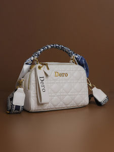 Hong Kong Genuine Leather Small Fragrance Style Womens Handbag Fashionable Diamond Pattern Handheld Bag Shoulder Crossbody Bag