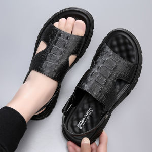 Mens Sandals Summer New Style Genuine Leather Slip-On Driving Beach Shoes Anti-Slip Comfortable Breathable for Beach And Casual Wear