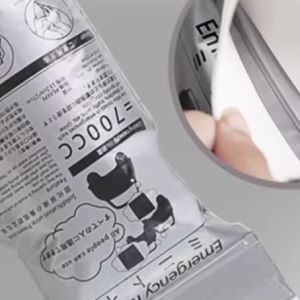 700ml Disposable Urine Bags Outdoor Emergency Urinate Bag Travel Mobile Toilet Portable Piss Bags for Kid Women Men Vomit Bag