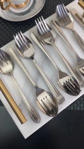 1คู่ ช้อน ช้อนส้อมสแตนเลส หนา 2 มิล สแตนเลสอย่างดี ไม่หัก ไม่งอ คุ้มค่าแน่นอน