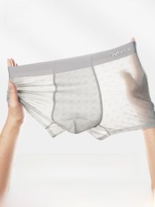 MiiOW | กางเกงบ็อกเซอร์ชายผ้าไหมน้ำแข็ง MiiOW 2025 กางเกงบ็อกเซอร์ชายทรงสี่เหลี่ยมแบนไร้ตะเข็บ ป้องกันแบคทีเรีย คอตตอนบาง ช่วงล่างบาง กางเกงขาสั้น