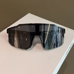 High Definition Polarized Outdoor Sports Glasses Cycling Running UV Protection Sunglasses Colorful Fashionable round Face Suitable