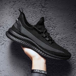 Techdoo Sepatu Sneakers Olahraga Pria Sepatu Pria Casual Hitam Sepatu Jogging Trendy MR105