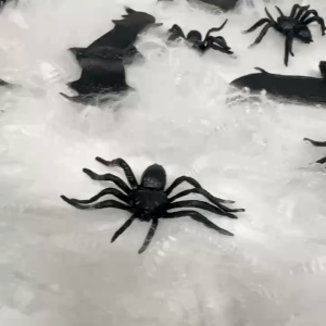 12pcs/Set Silicone Realistic Spiders and Bats Toy Halloween Party Prop Decoration Scary Spider Props
