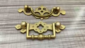 Núm Tay quai N96N87  đồng nguyên chất tay quai lắp tủ quần áo tủ trang trí kệ tivi vô cùng đẹp sang và chất