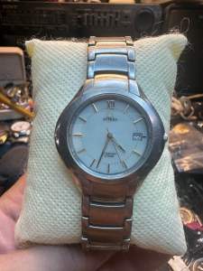 Đồng hồ nam hiệu CITIZEN ATTESA SOLAR TITANIUM size 385mm máy năng lượng mặt trời có lịchtoàn bộ là titanium siêu cứng và nhẹ dây khóa zin dài 17cm