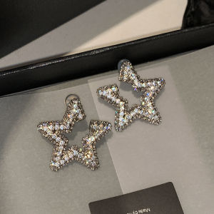 CAFFTI | Sparkling Star Diamond Earrings