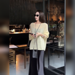 YUFUQING | ชุดกันแดดหลวมๆ สไตล์ฤดูใบไม้ผลิและฤดูร้อน พร้อมกระโปรงสั้น เสื้อคาร์ดิแกนเปิดไหล่ ผ้าโพลีเอสเตอร์ 100% แฟชั่น