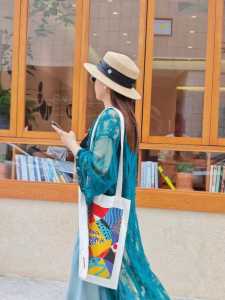 Big Sale European Station Summer New Arrival Lace Sun Protective Clothing Female Loose Slim Looking Elegant Long Vacation Cardigan Outwear