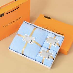 ผ้าเช็ดตัว เซตของขวัญ ผ้าขนหนูขนแกะ แถม ถุงหิ้ว 1 ใบ 1กล่องมีผื้นใหญ่ 1 ผื้น ผืนเล็ก 2 ผืน ขนาด 135 x 75 cm