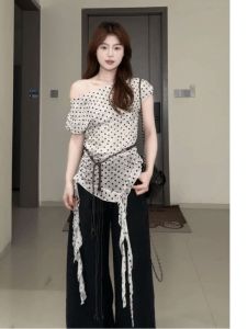 เสื้อยืดแขนสั้นลายจุดสไตล์เกาหลี ทรงสลิมฟิต สำหรับผู้หญิง ฤดูร้อน 2025 ใหม่ เสื้อผ้าทำงาน ลายสก็อต แขนสั้น ทรงสลิมฟิต