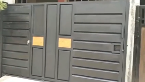 pagar rumah bukaan geser pull flat warna hitam